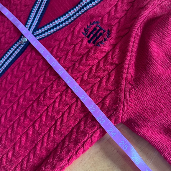 Tommy Hilfiger V-neck Cardigan. Size XL - Picture 6 of 9
